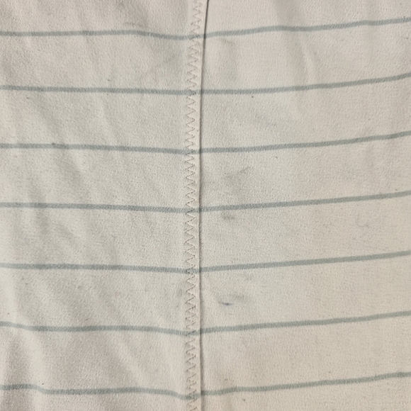 Lululemon Womens Sz 4 Stride Jacket Full Zip Sweater Thumbholes Pink Stripe - Picture 7 of 10